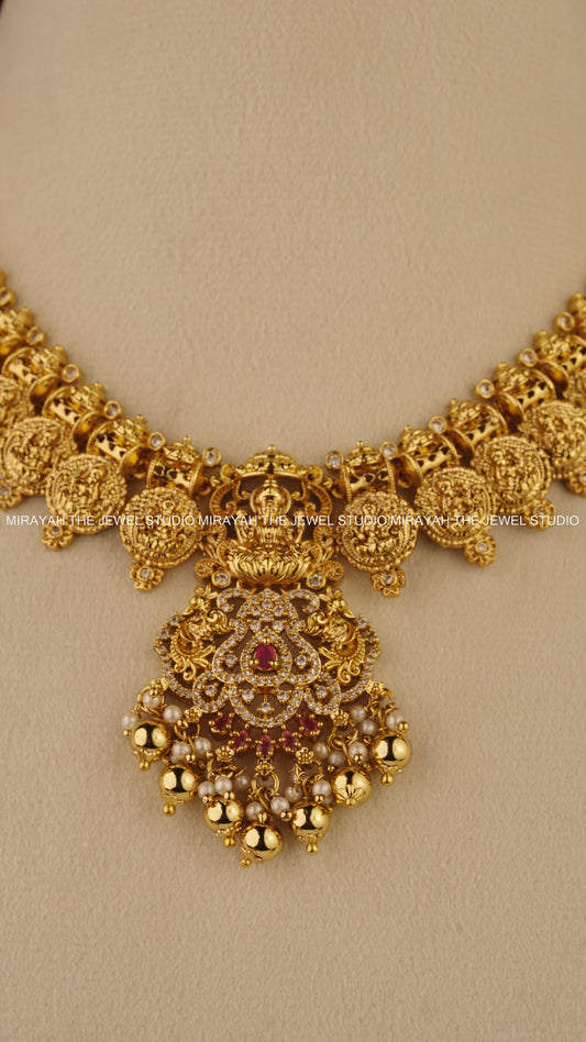 RUBY CREST KAASU NECKLACE