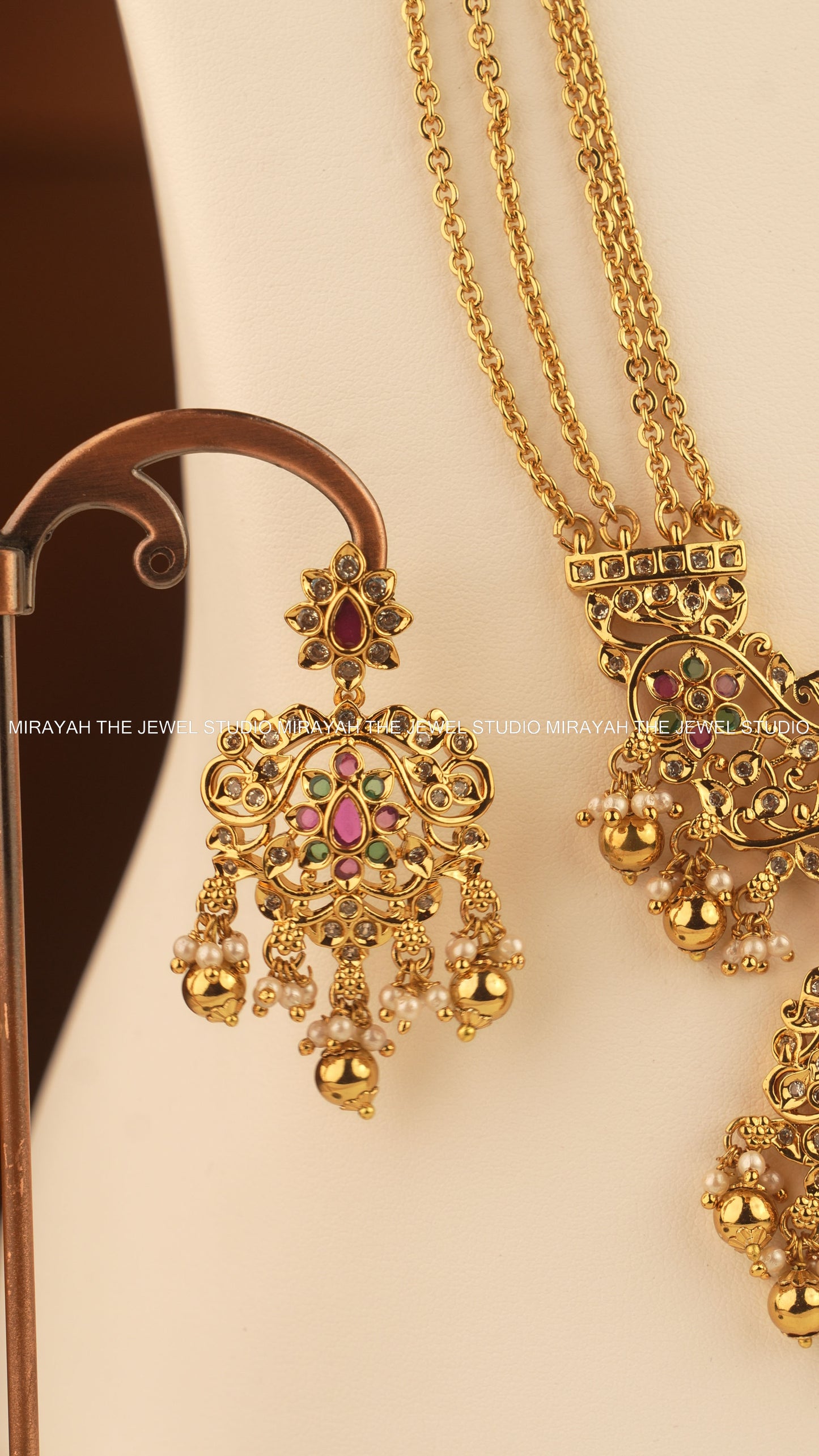 PREMIUM GOLDEN TIERS HARAM