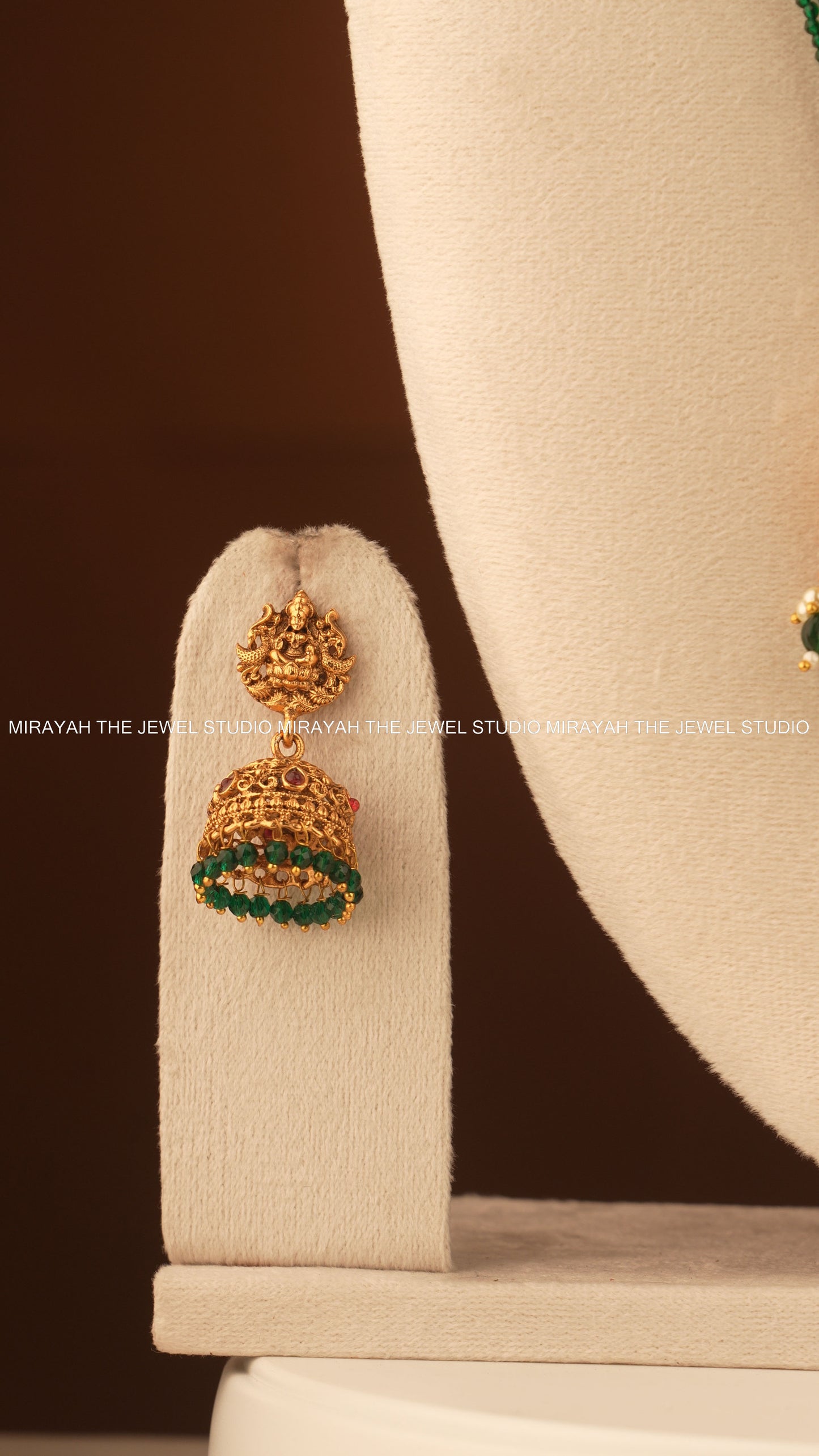 SIMHASANA LAKSHMI HARAM - GREEN