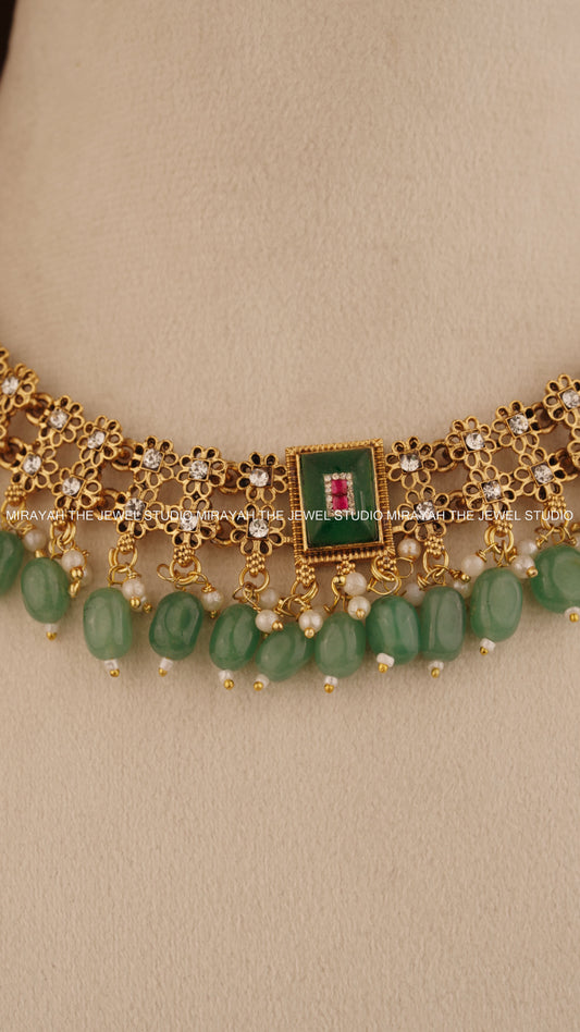 FLORAL VINE NECKLACE