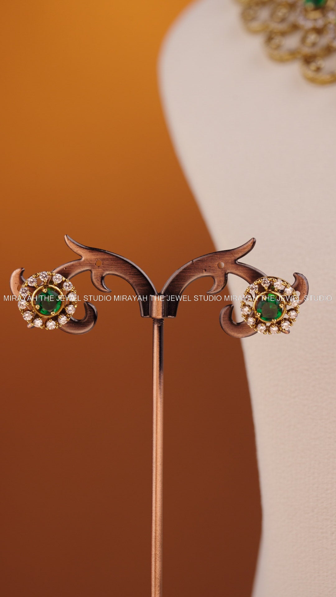 SPARKLING BLOSSOM AD NECKLACE - GREEN