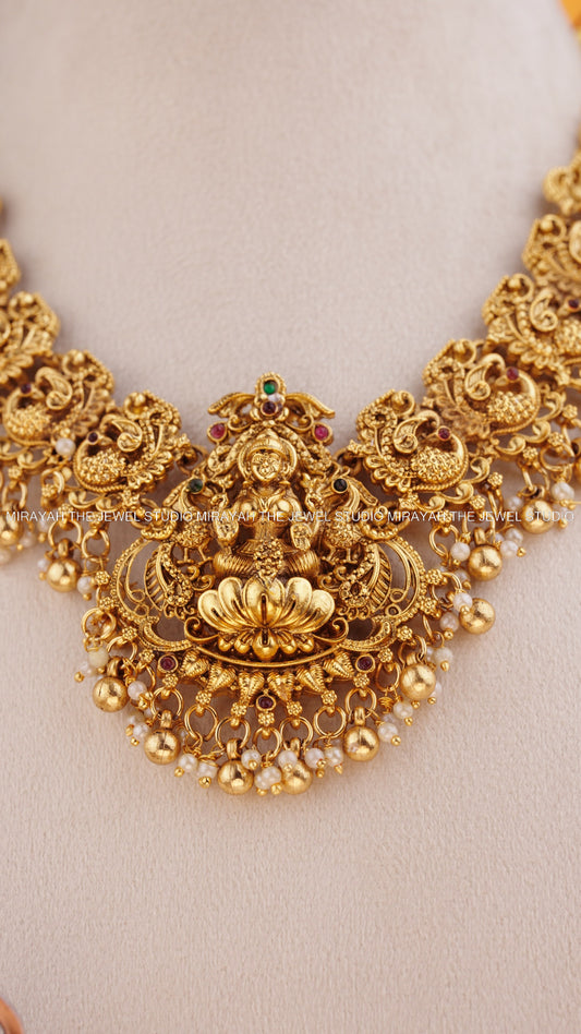 GOLDEN SAMRIDDHI NECKLACE