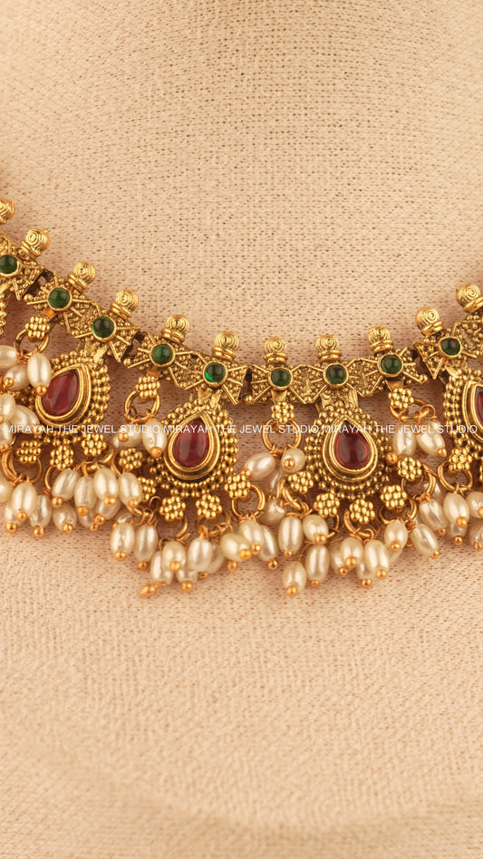 DROPLET GUTTAPUSALU NECKLACE - RED AND GREEN