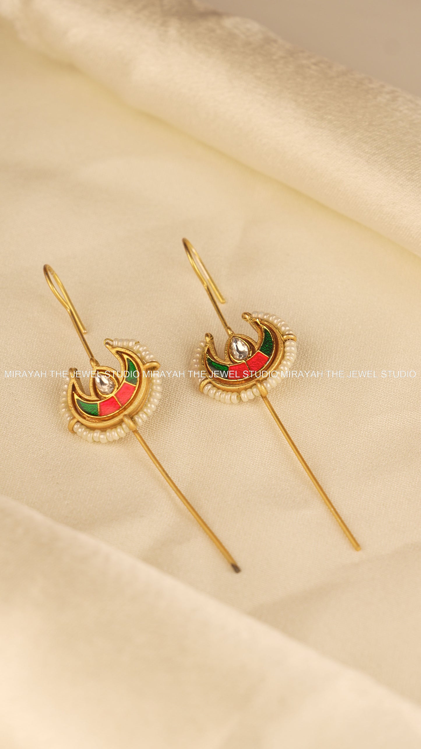 CRESCENT EARCUFF