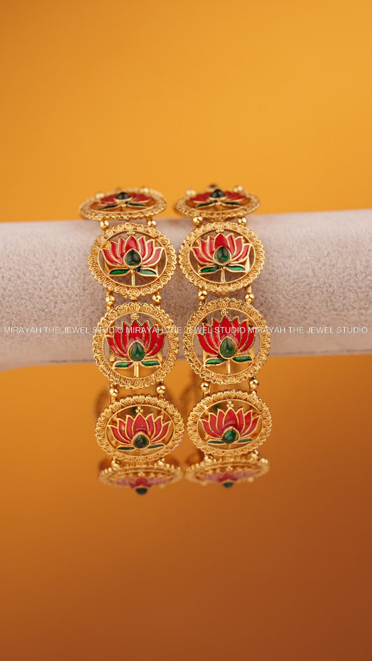 SUNDARA KAMALA BANGLE