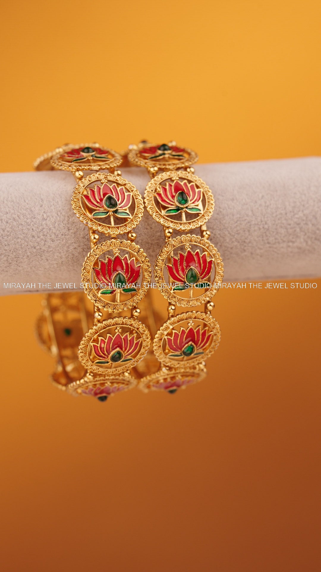 SUNDARA KAMALA BANGLE