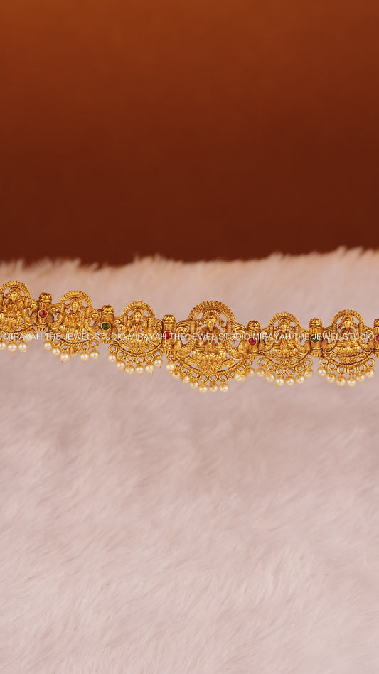 GOLDEN LAKSHMI HIPCHAIN