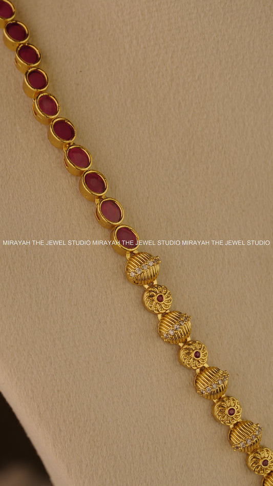 RUBY FEATHER ROYALE HARAM