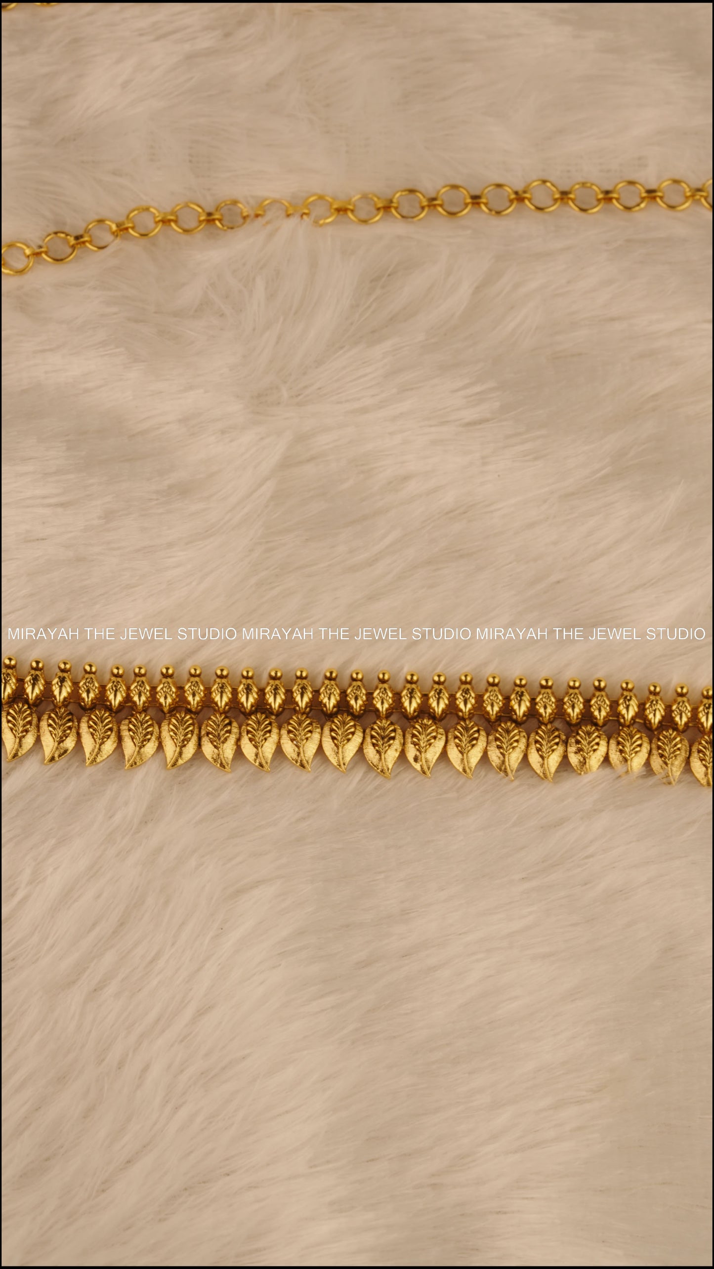 PREMIUM GOLD LEAFLINE HIPCHAIN