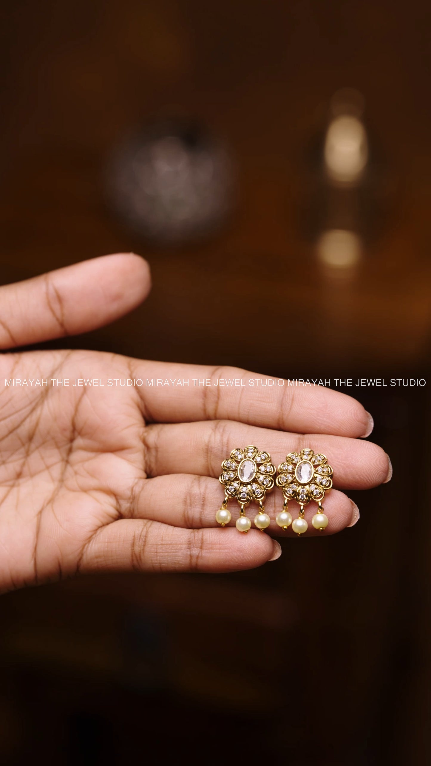 AD DOUBLE LAYERED CHOKER - WHITE