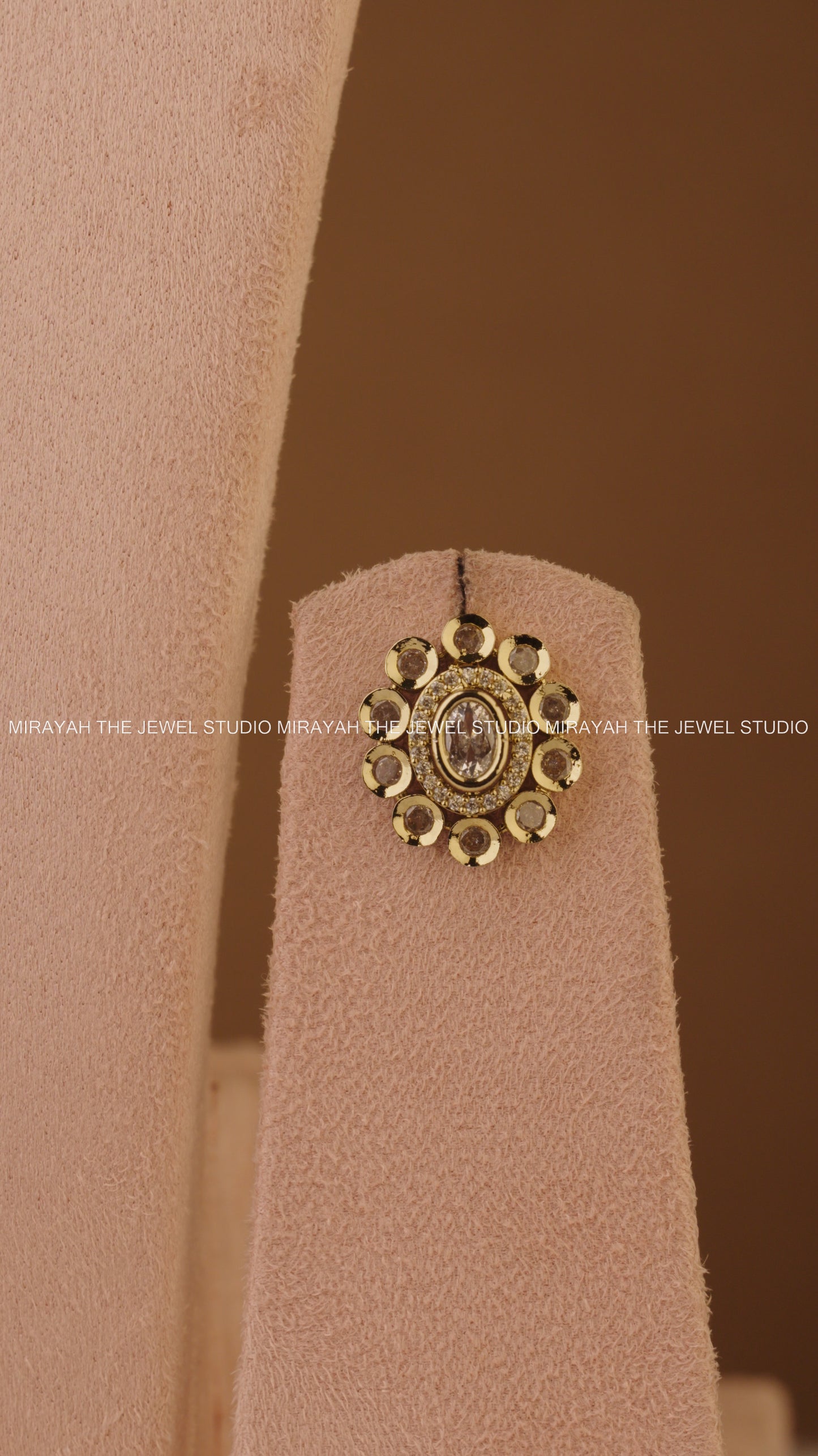 RADIANT ROUNDS AD CHOKER/NECKLACE