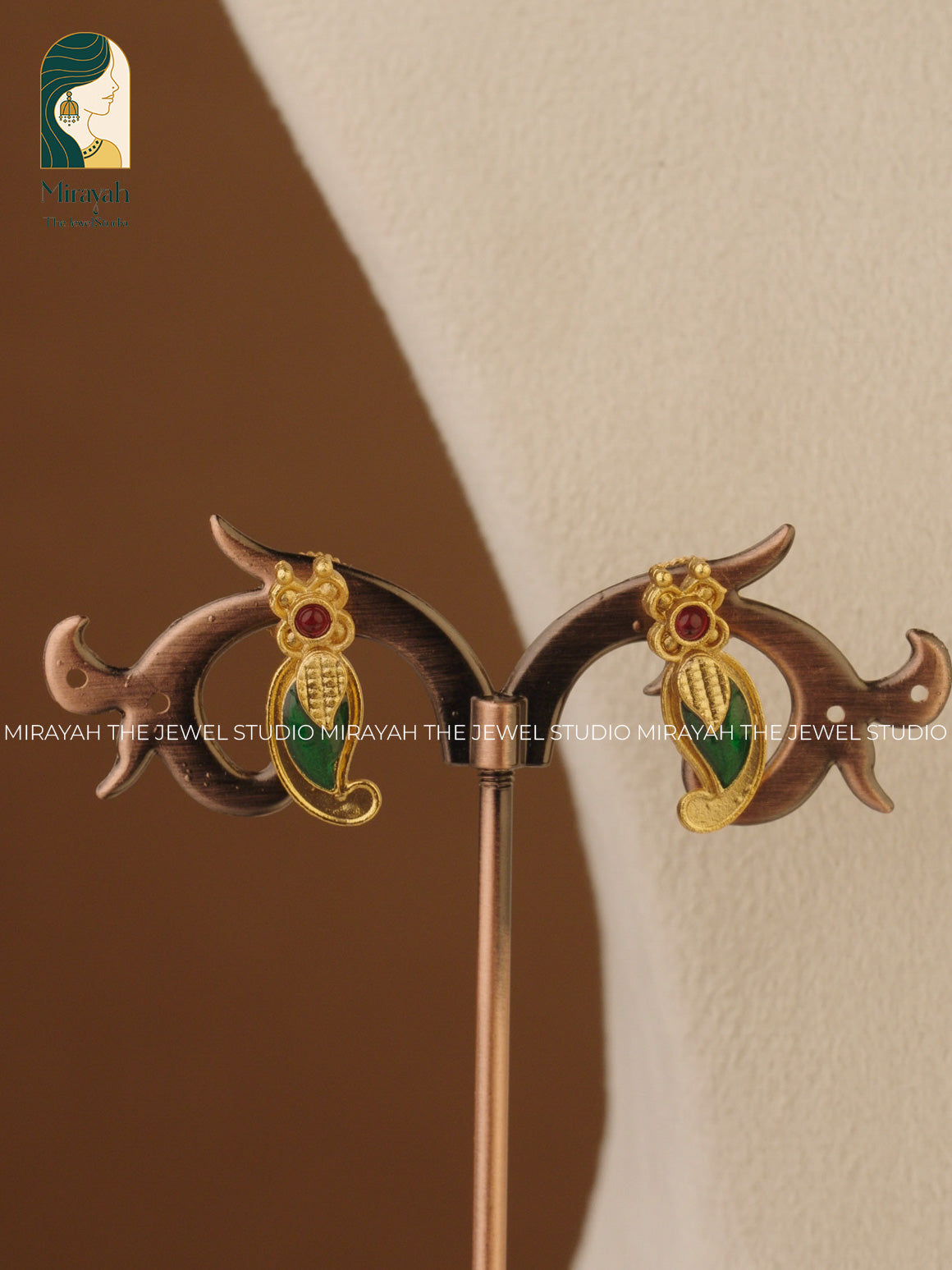 GOLD MANGO RATNA NECKLACE