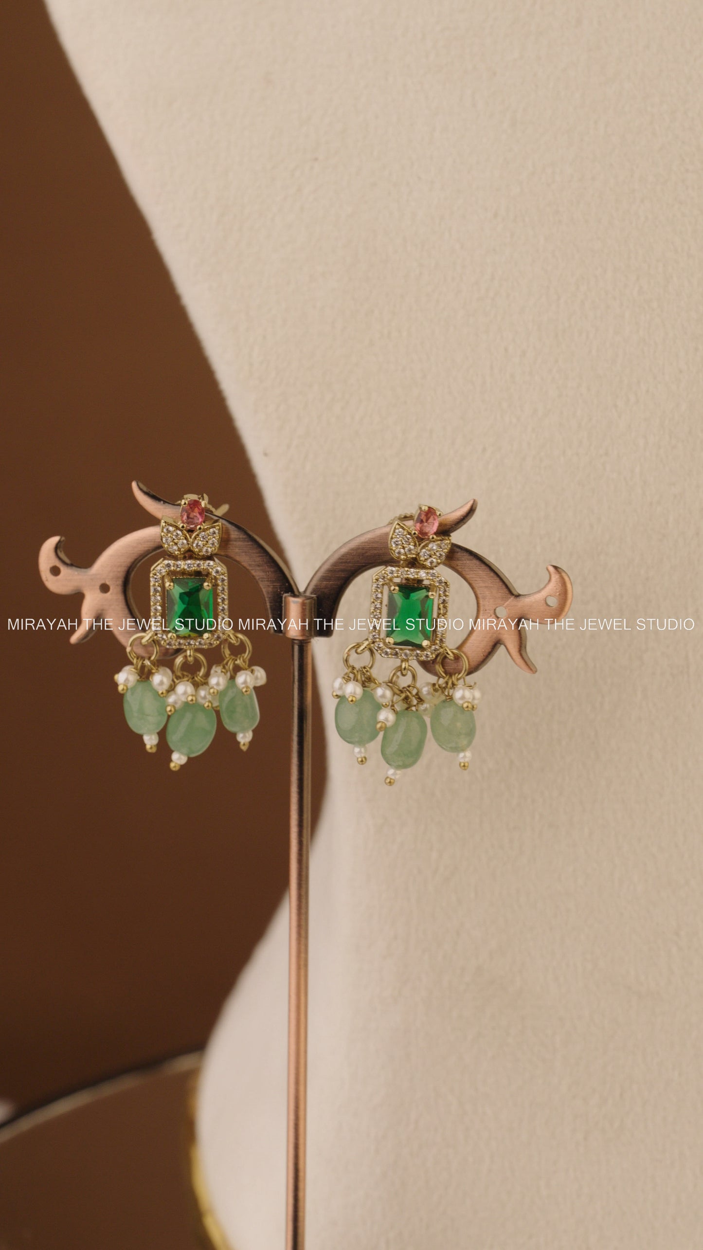 STRAWBERRY KUNDAN ELEGANCE NECKLACE