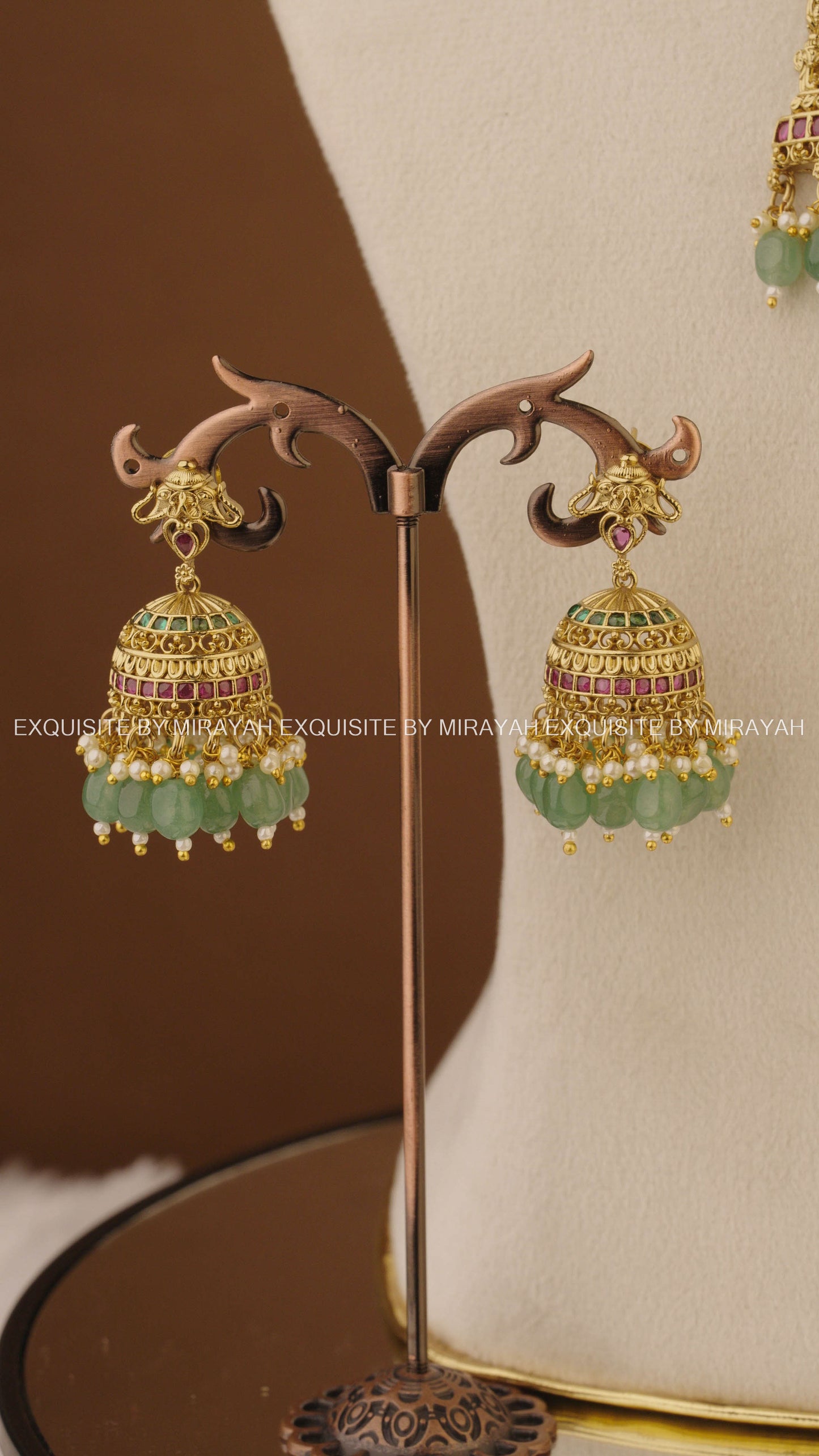 GOLD ALANKRITA PENDANT NECKLACE -PINK AND GREEN