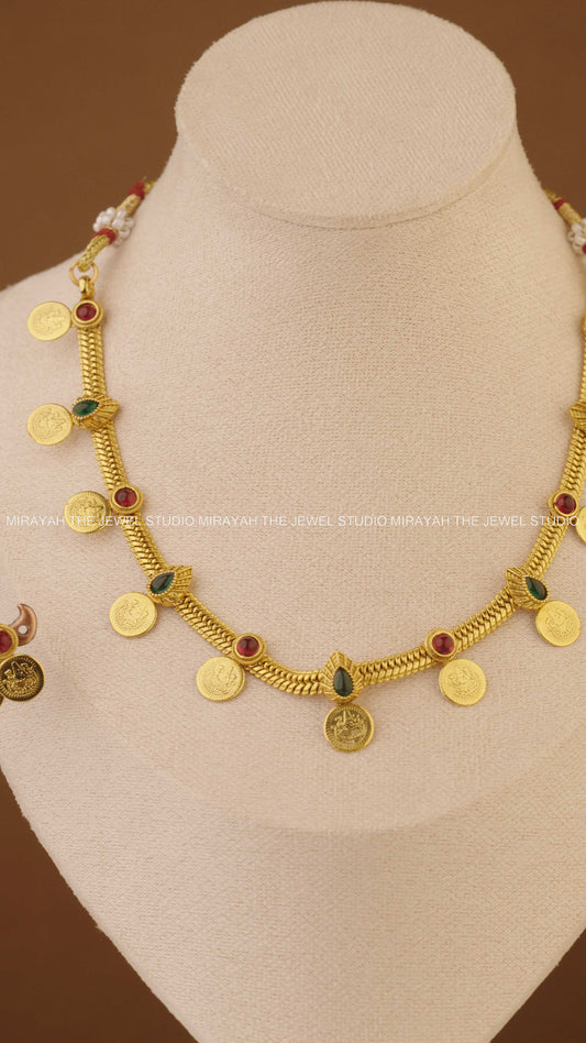 COIN SWARNA MANGA NECKLACE - RED AND GREEN