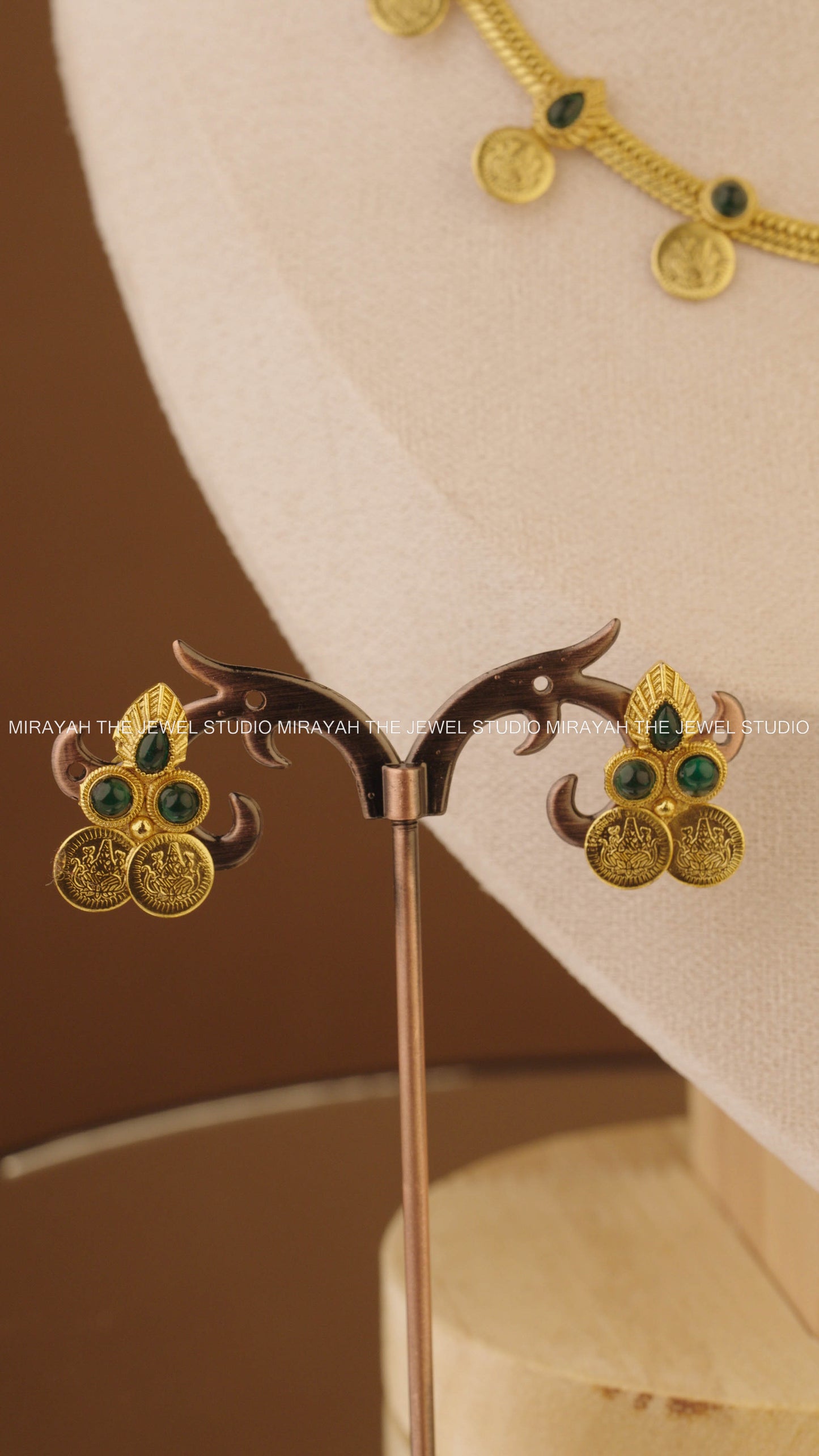 COIN SWARNA MANGA NECKLACE - GREEN