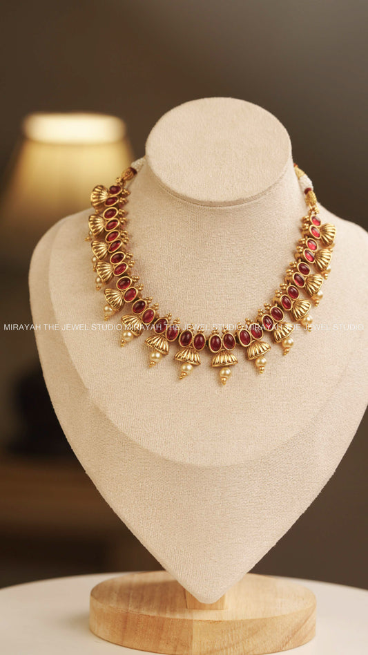 UMBRELLA STONE NECKLACE - RED