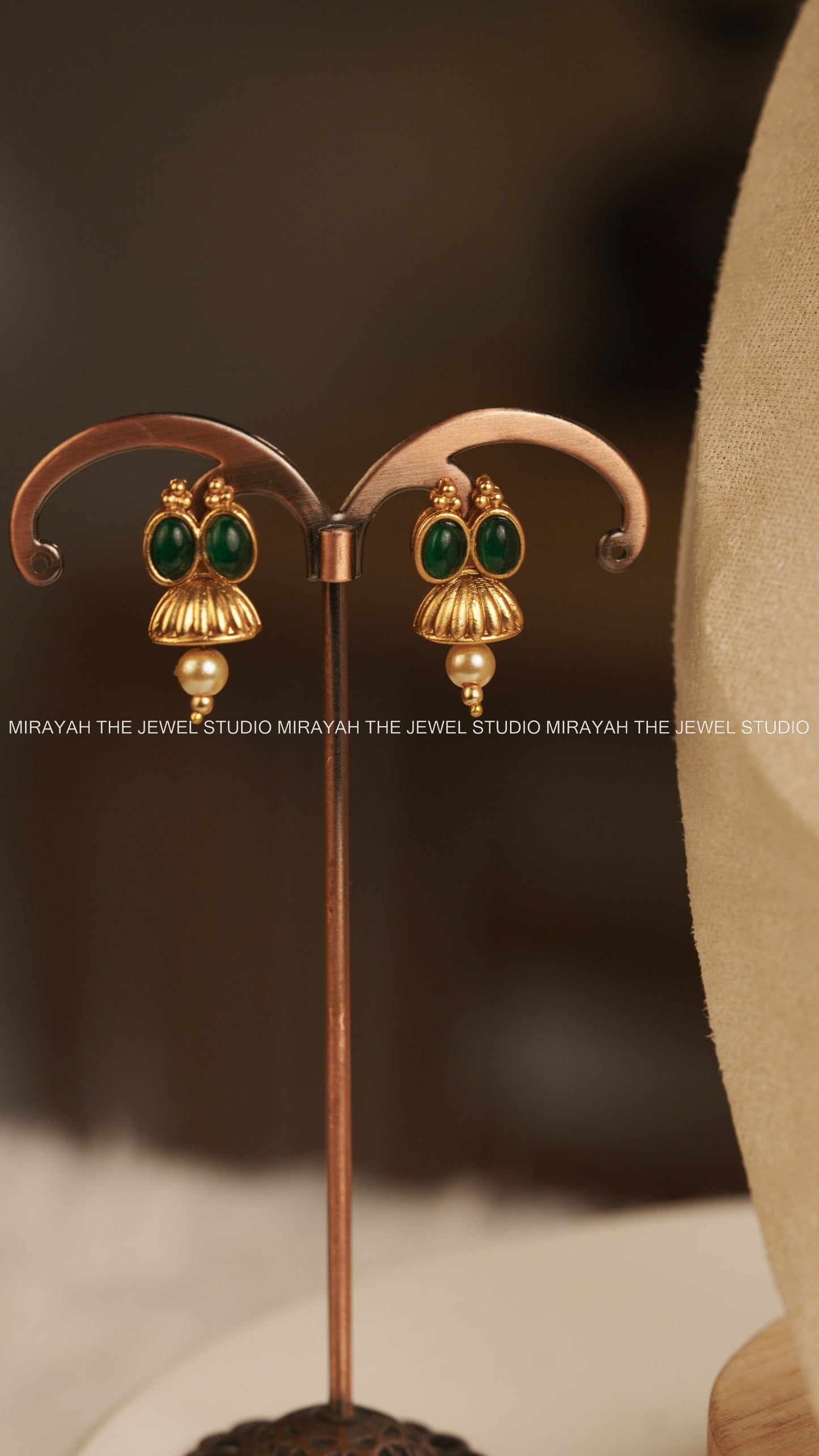 UMBRELLA STONE NECKLACE - GREEN