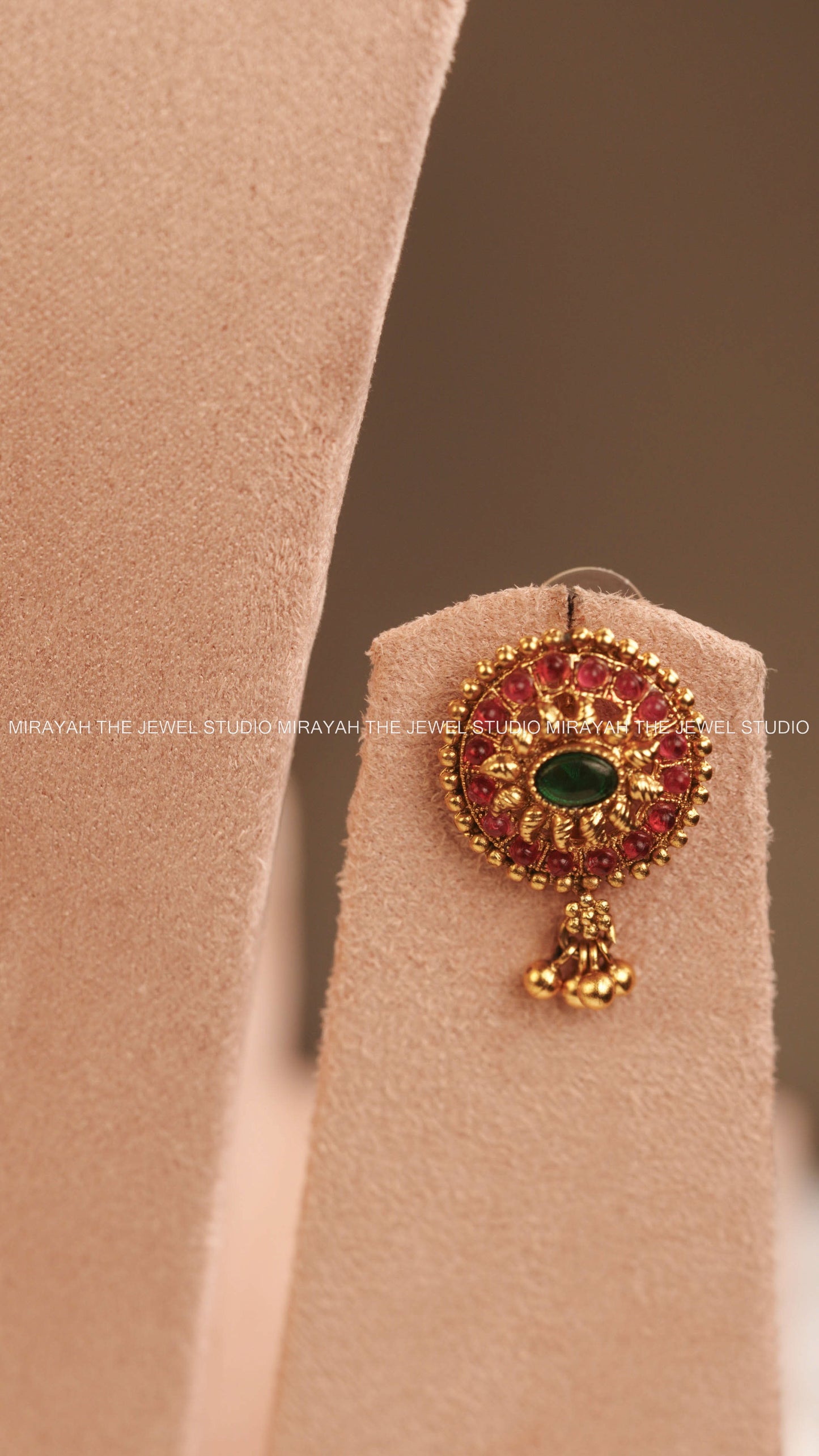 REVERSIBLE BOX PENDANT HARAM