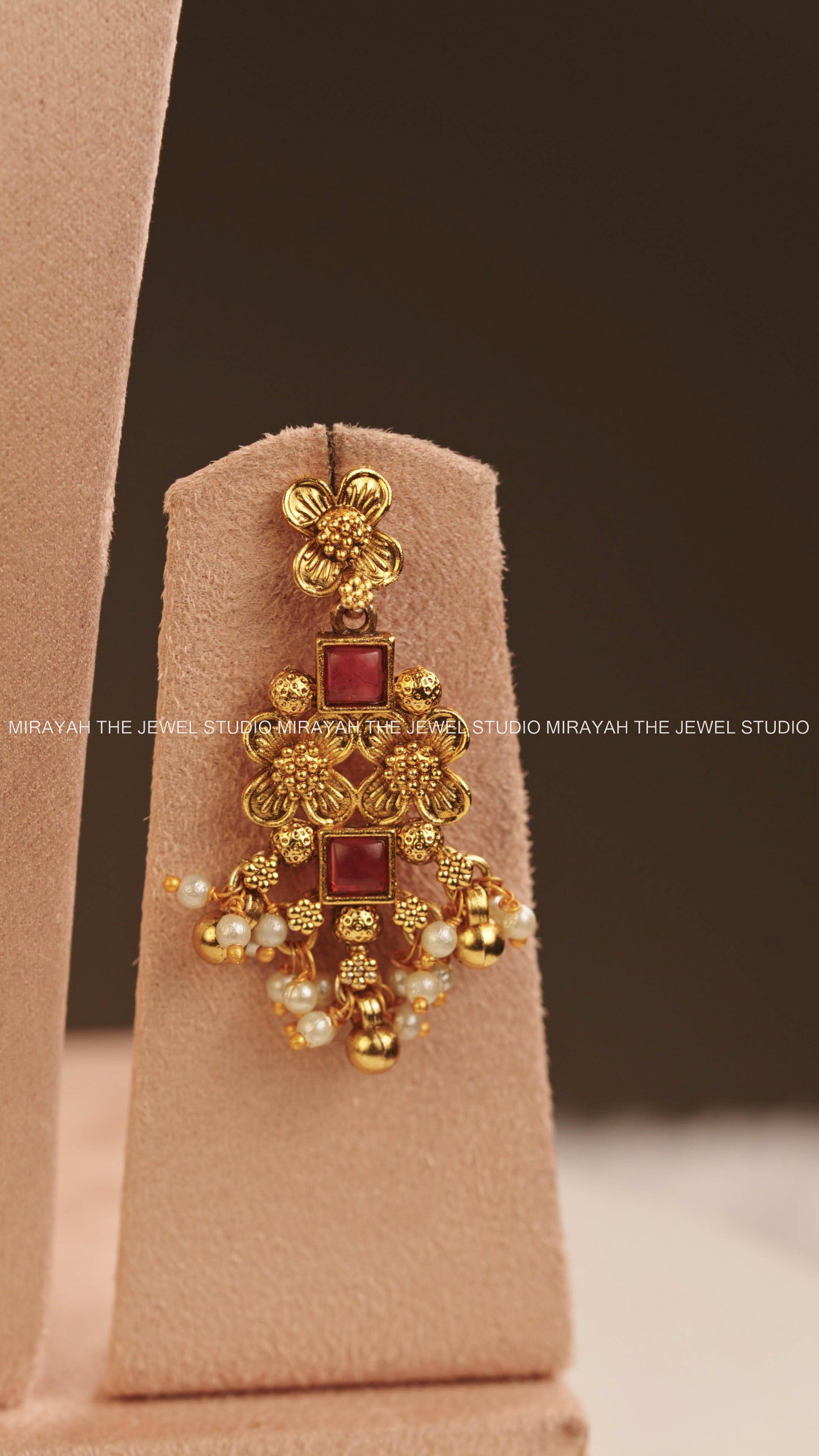 SIMPLE FLOWER PEARL NECKLACE - RED