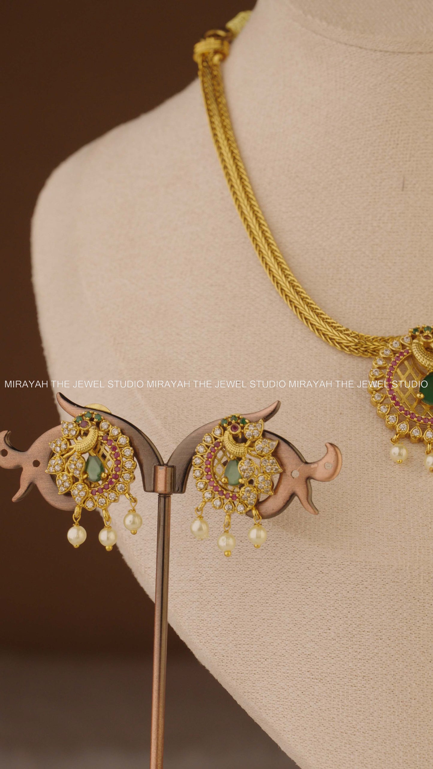 PREMIUM AD PEACOCK CHARM NECKLACE