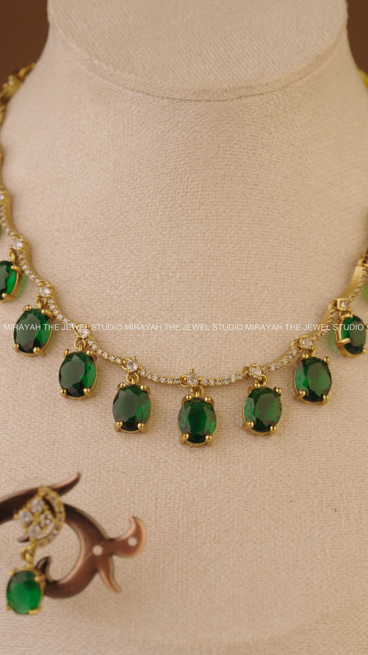 DEW DROPS AD NECKLACE - GREEN