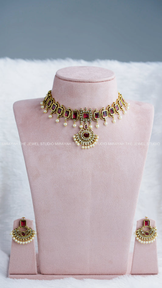 BOX SEQUENCE ATTIGAI NECLACE - RED