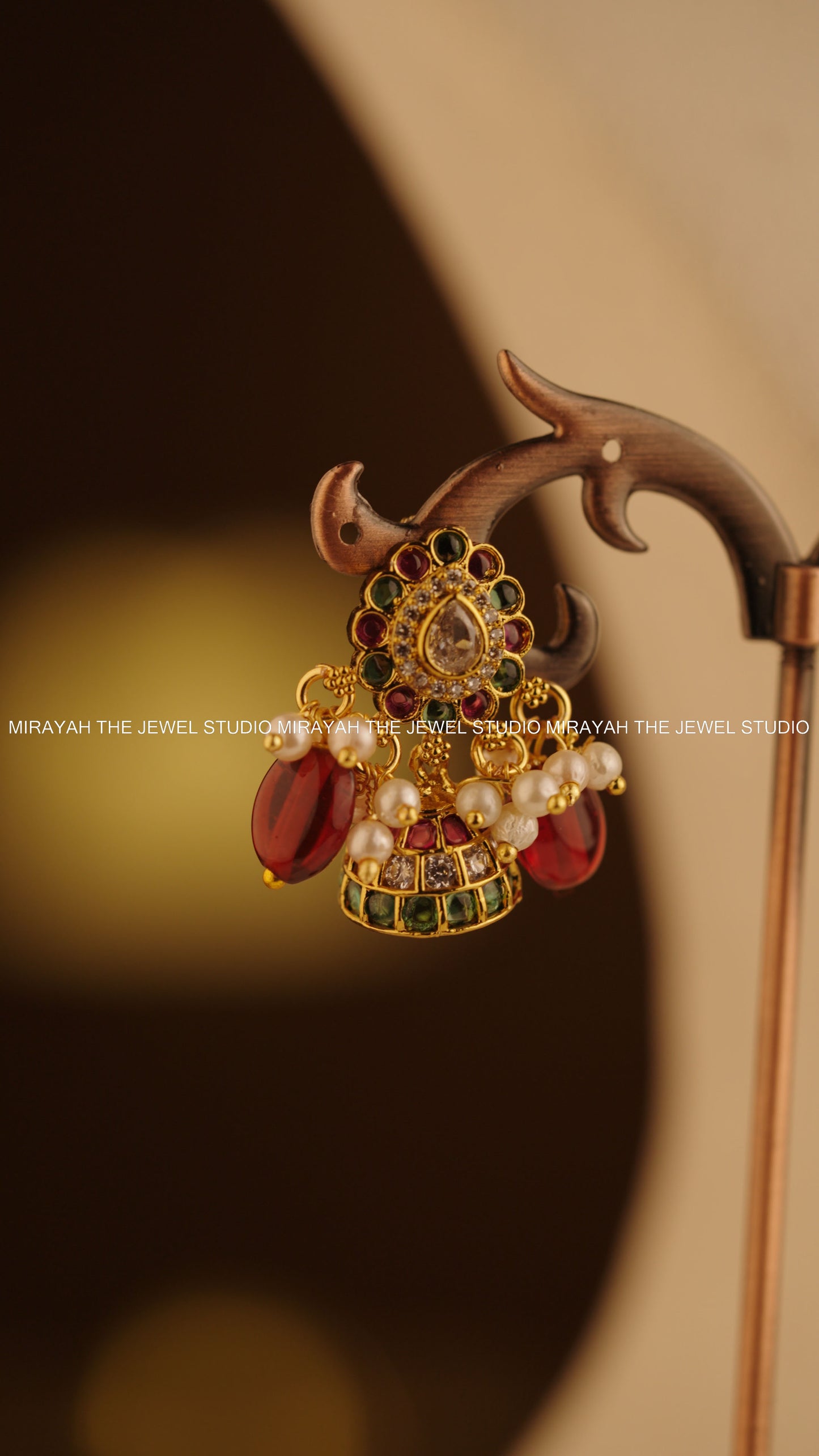 BLOOM REGALIA NECKLACE - MAROON