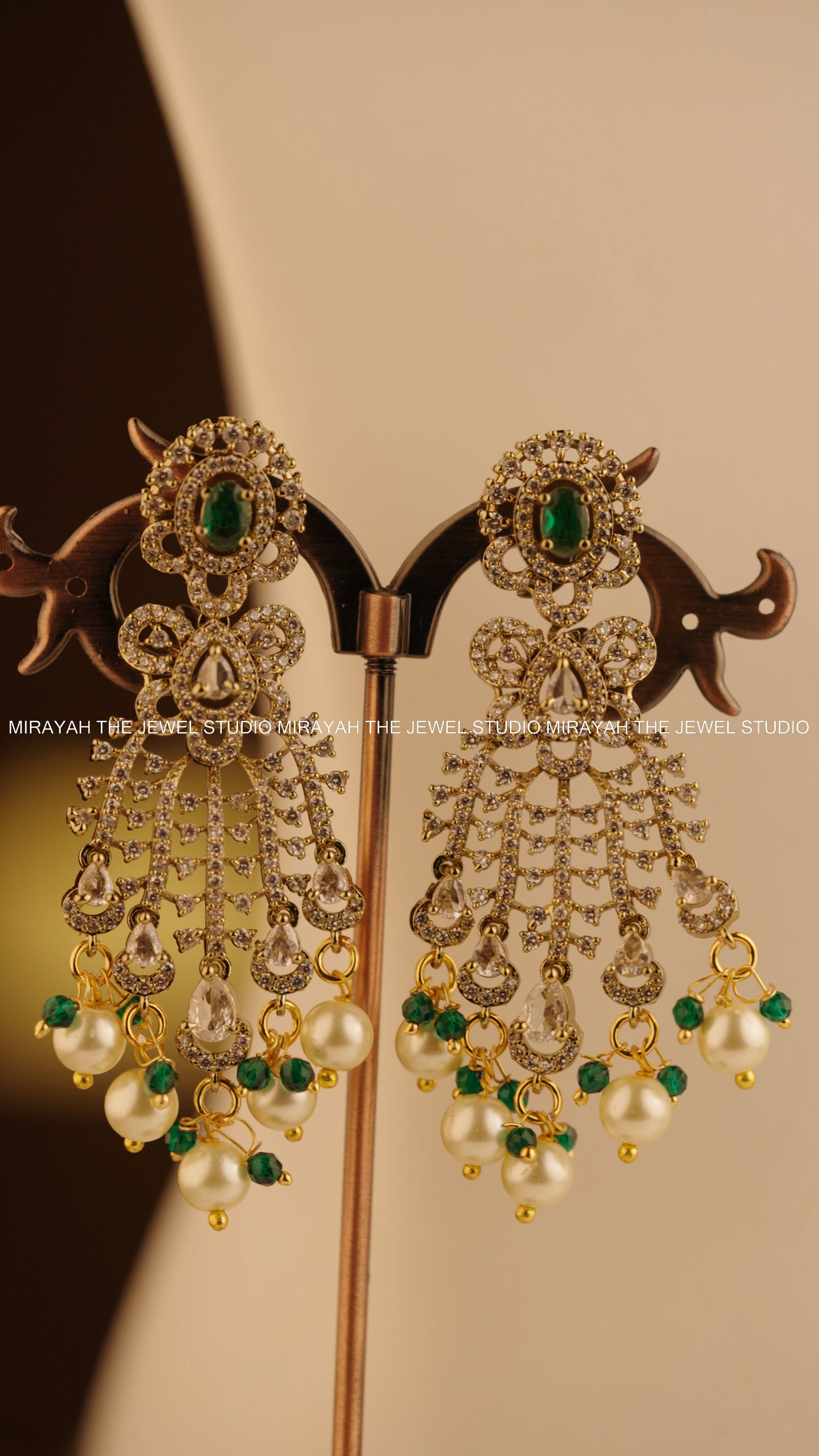 EMERALD SYMPHONY NECKLACE