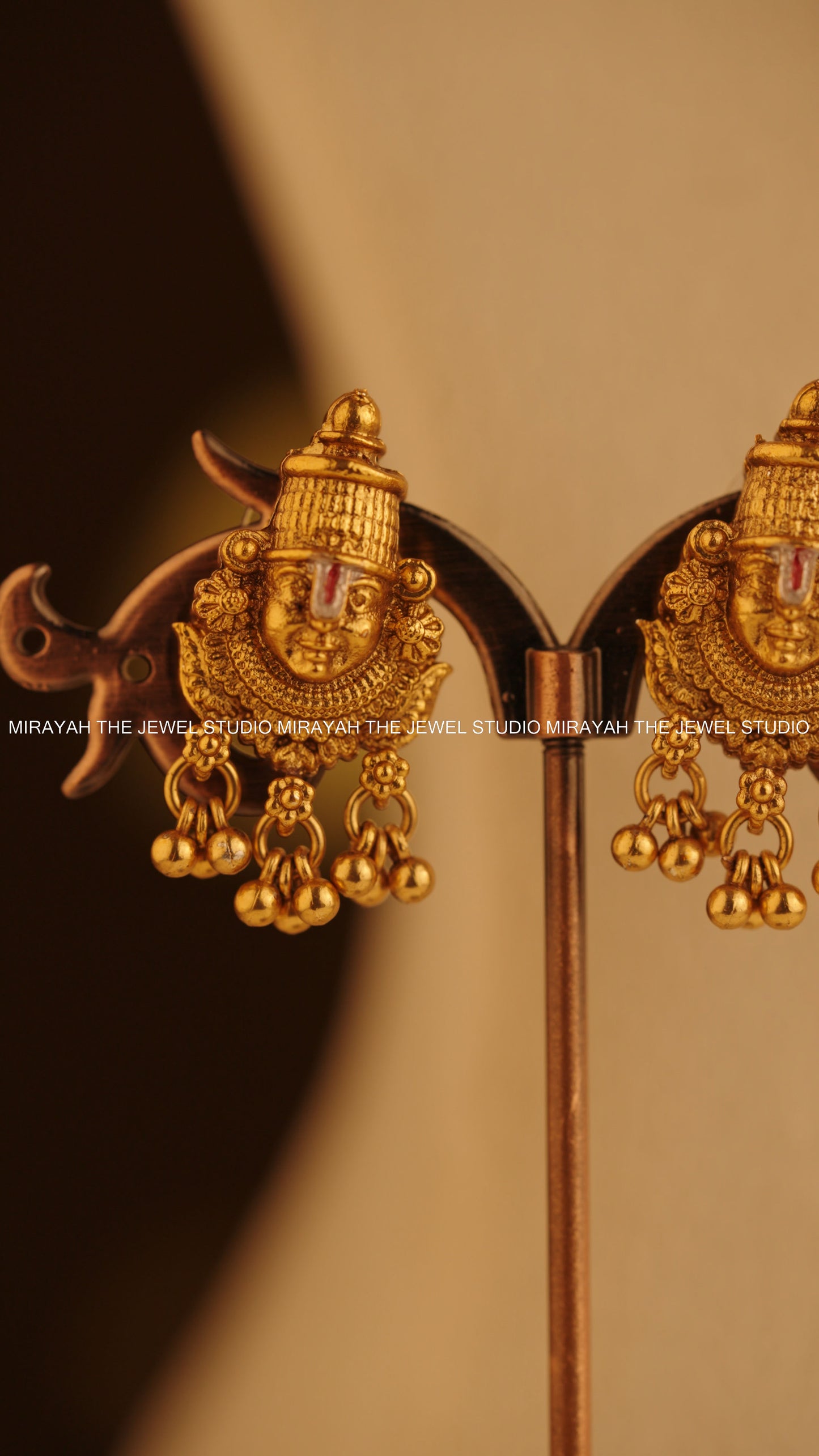 TIRUMALA TEJAS NECKLACE - GOLD