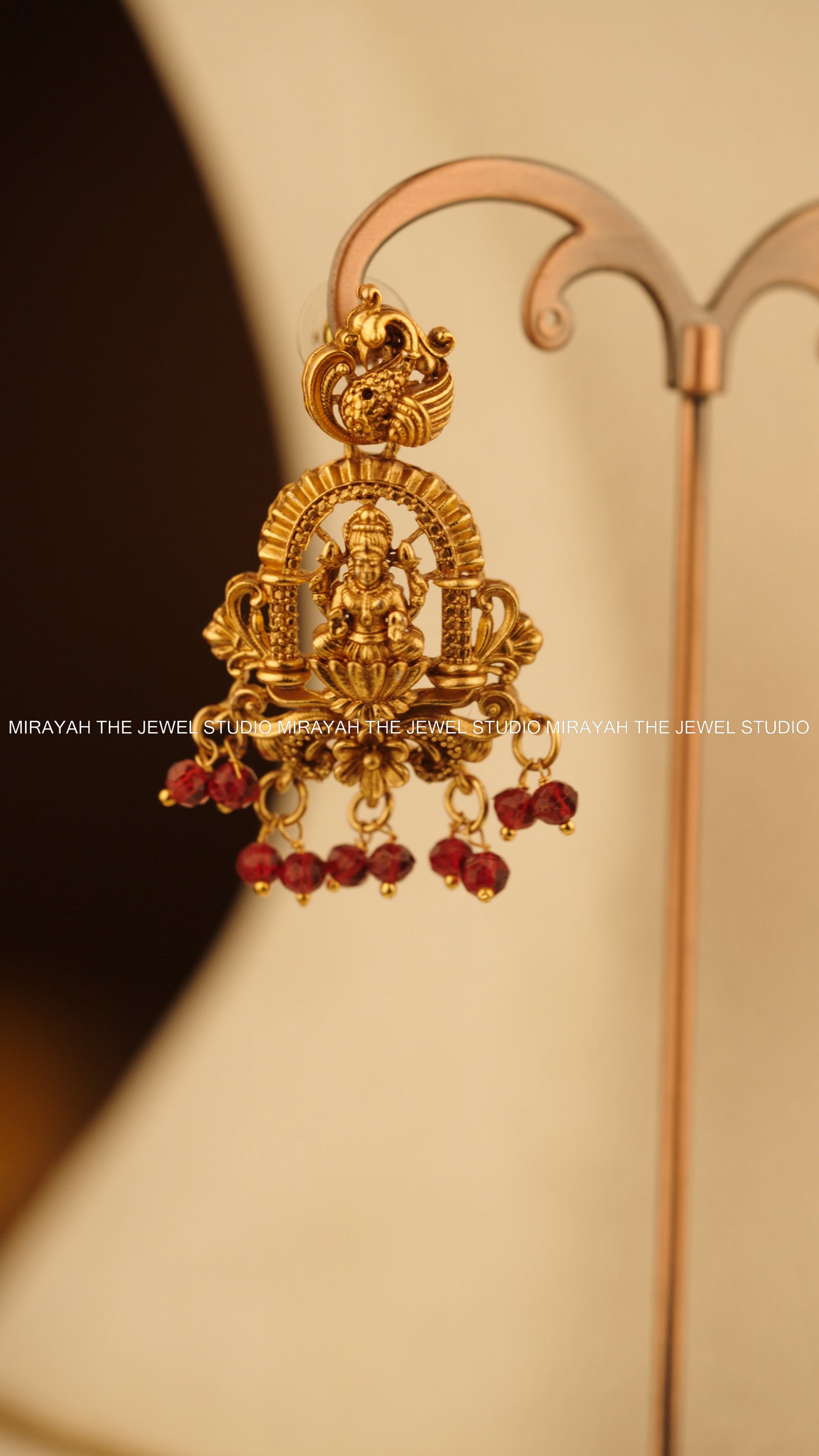 MANIKYA RAJESWARI NECKLACE