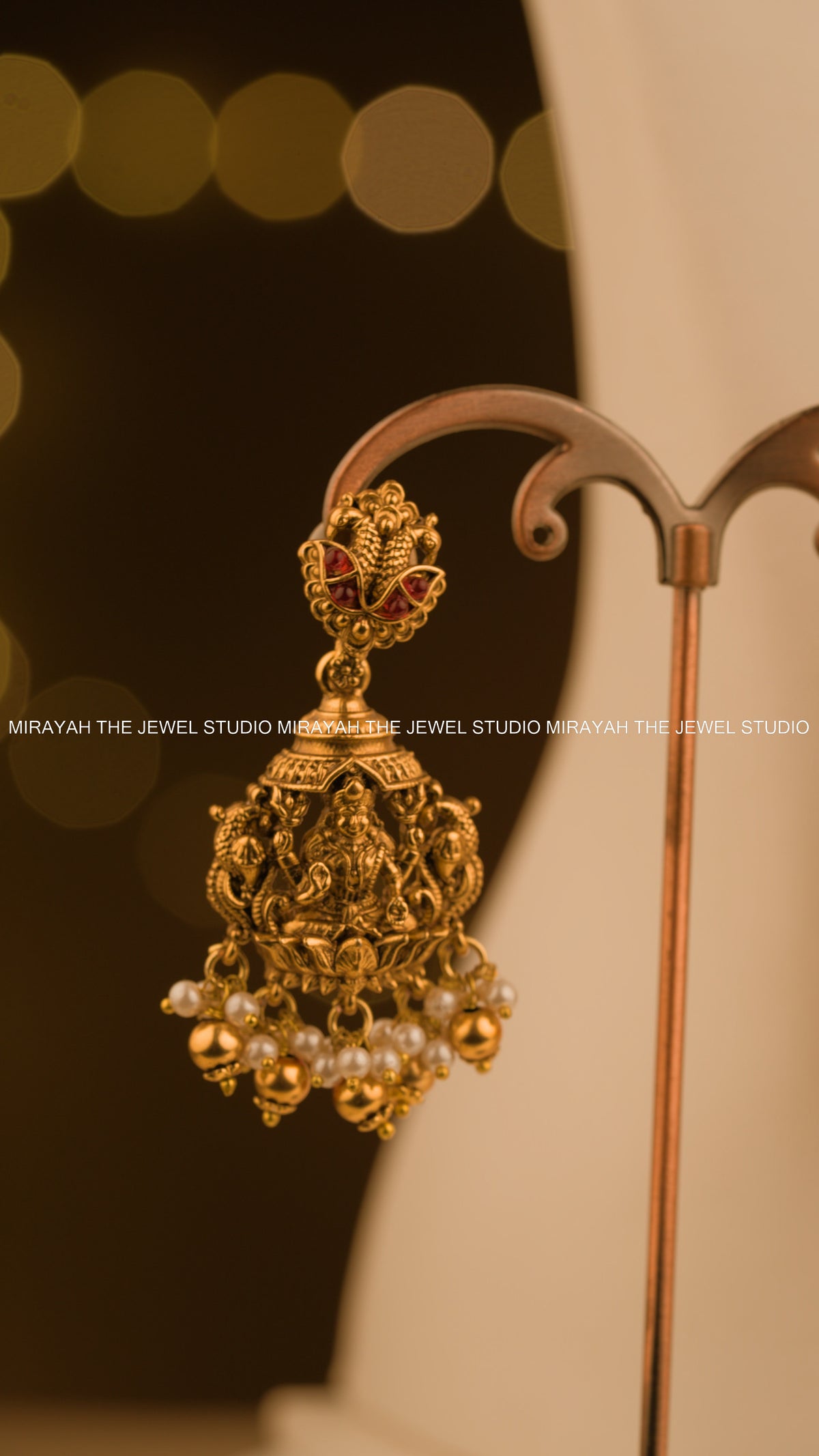 DEVIKA TEMPLE NECKLACE - GOLD