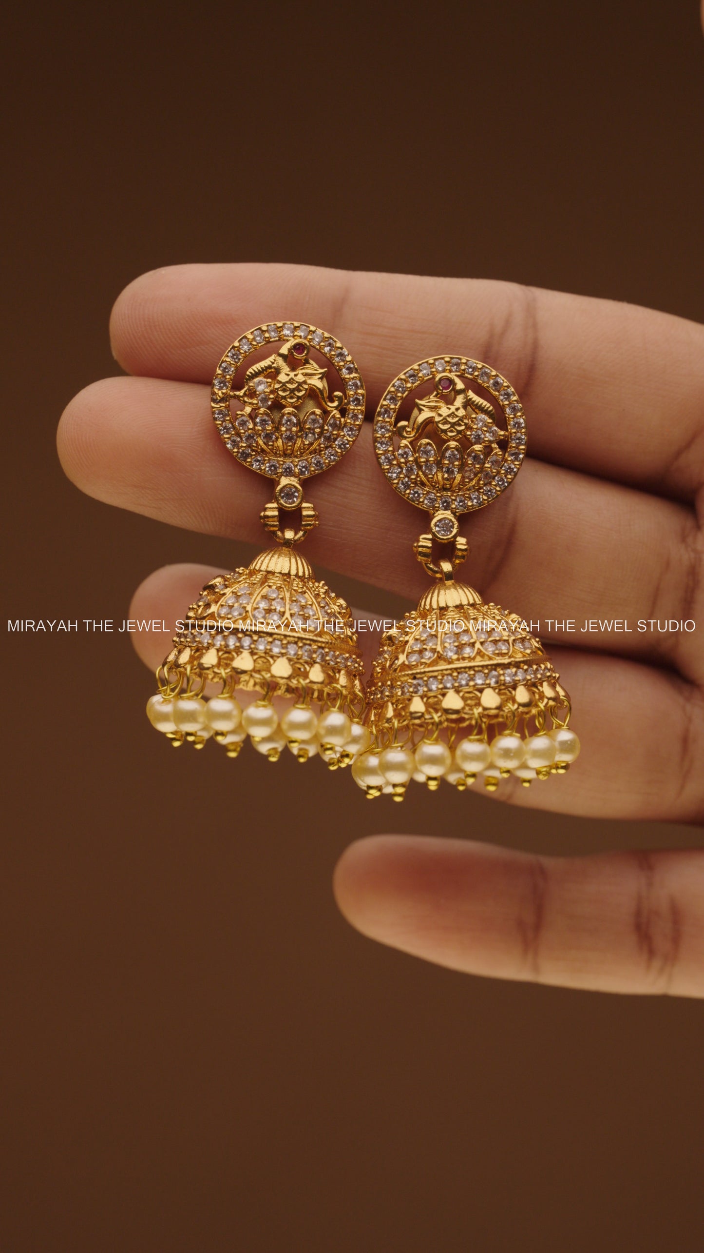 SWARNA MAYUR AD JHUMKA