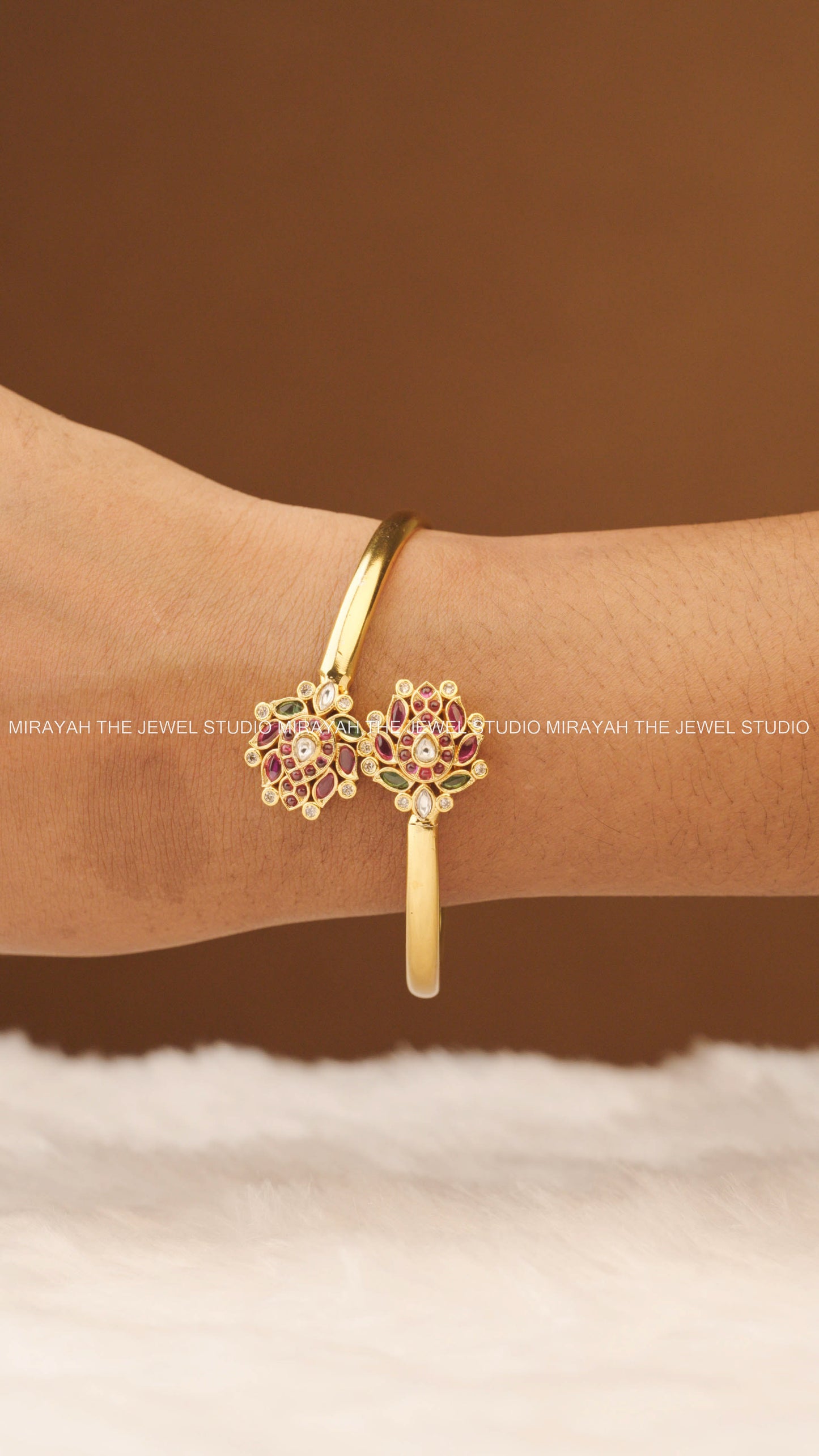 FLORENCIA CHARM BRACELET (FREE SIZE)