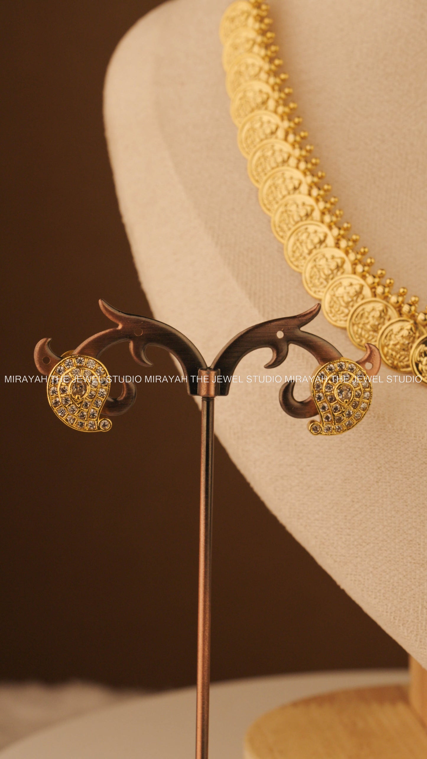 SWARNA KAASU MALA