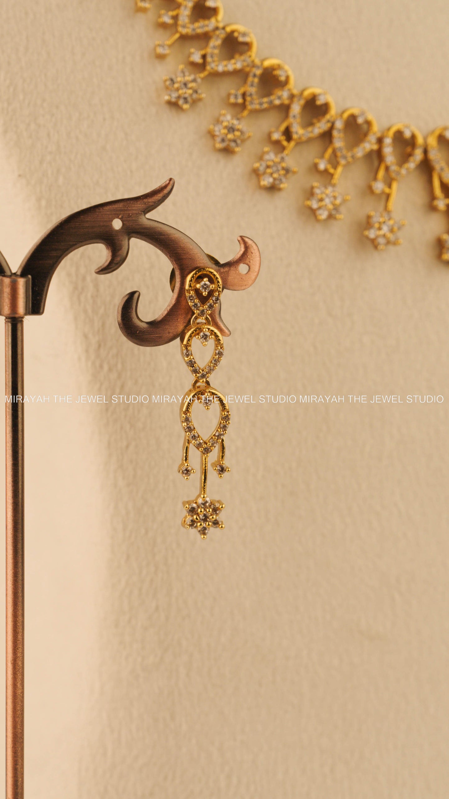 AD PETAL GLEAM HARAM