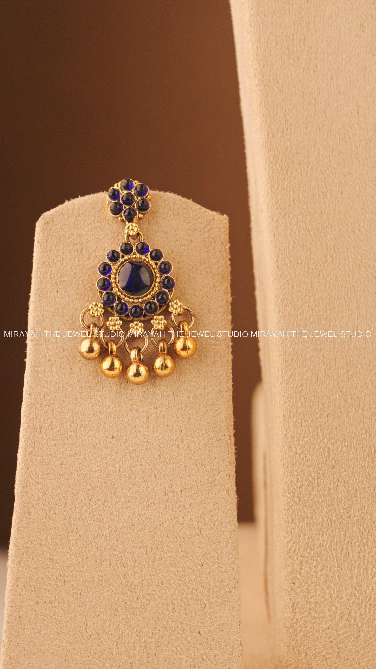 RAJSI NEELA COMBO SET