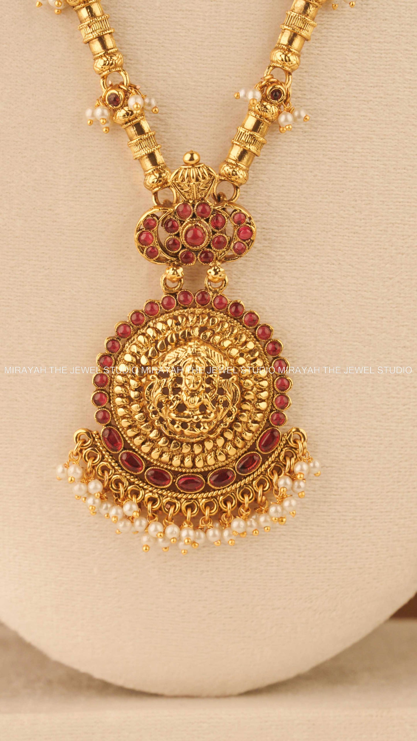 SRI CHAKRA HARAM-RED