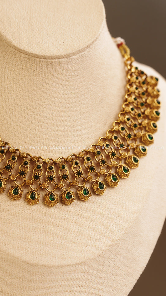 SIMPLE LAYERED GOLD NECKLACE - GREEN