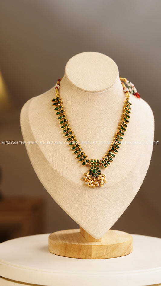 MINIMAL MANGO NRCKLACE - GREEN