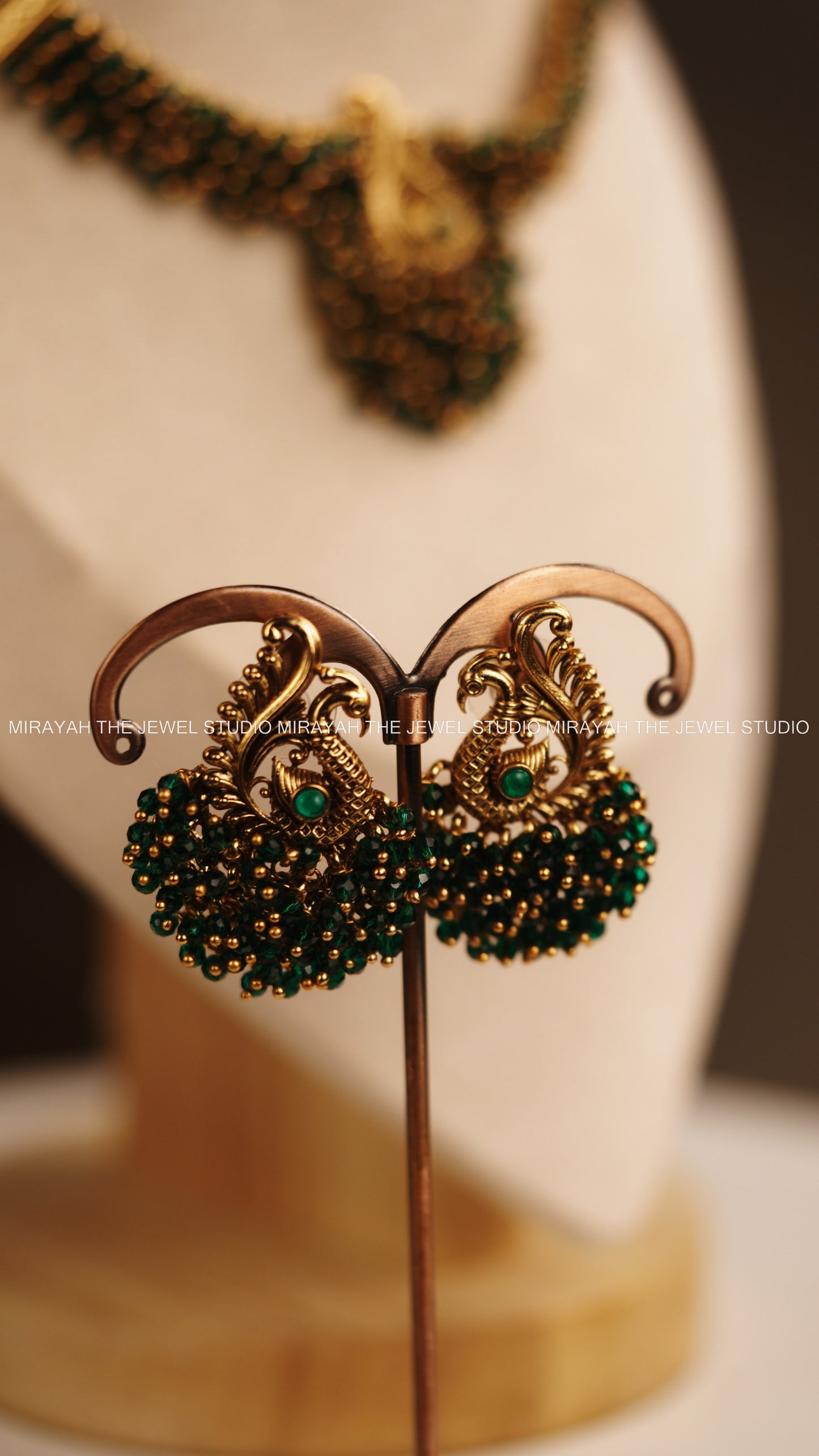 PEARL PEACOCK NECKLACE - GREEN