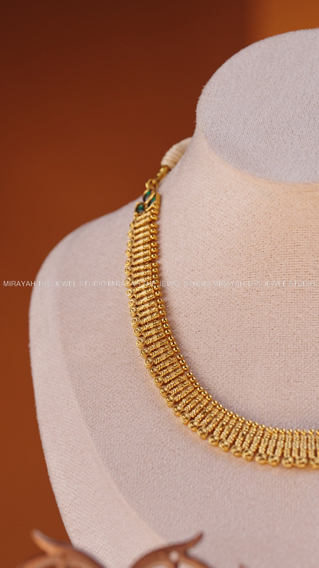 PREMIUM SWARNA LAHARI NECKLACE - GREEN