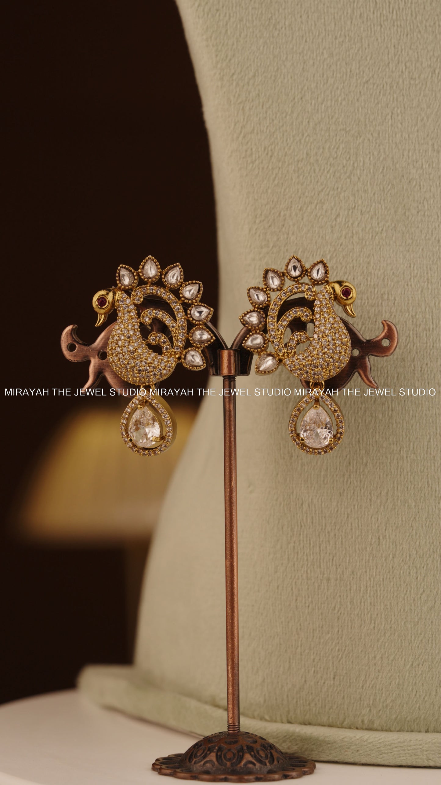 NOORMAYI DIAMOND CHOKER
