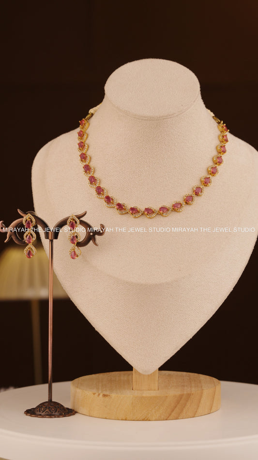 RADIANT DEW AD NECKLACE - RANI PINK