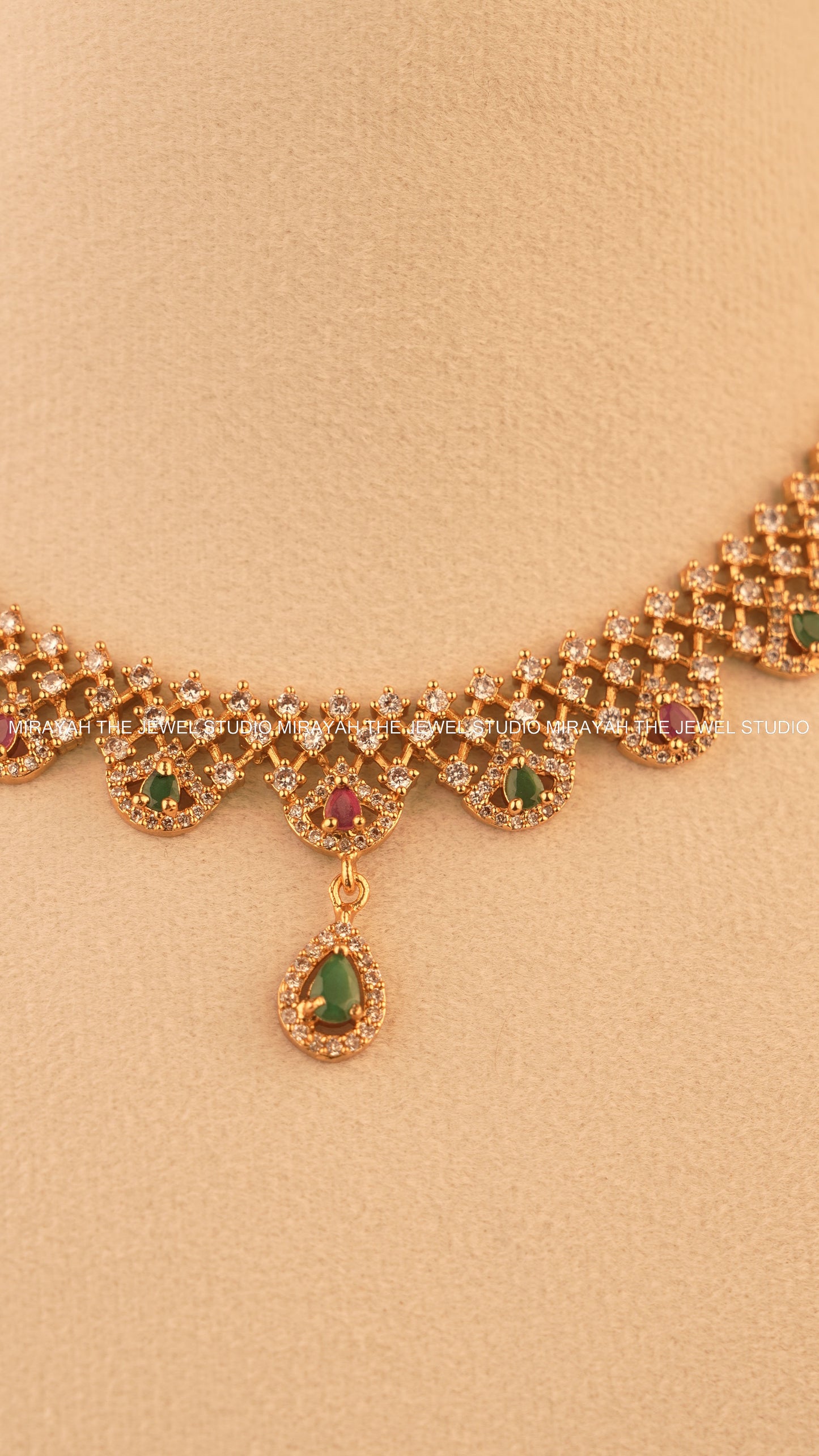 SAANVI PREMIUM AD NECKLACE