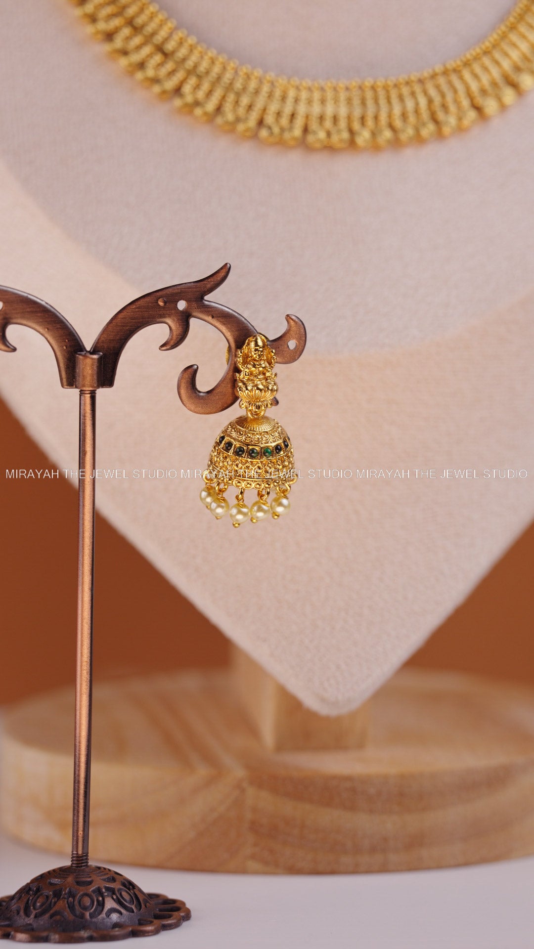 PREMIUM SWARNA LAHARI NECKLACE - GREEN