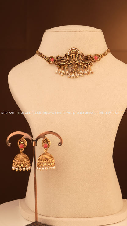 LAKSHYA GUTTAPUSALU CHOKER - RUBY/PINK