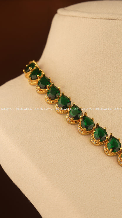 POLKI EMERALD CREST NECKLACE