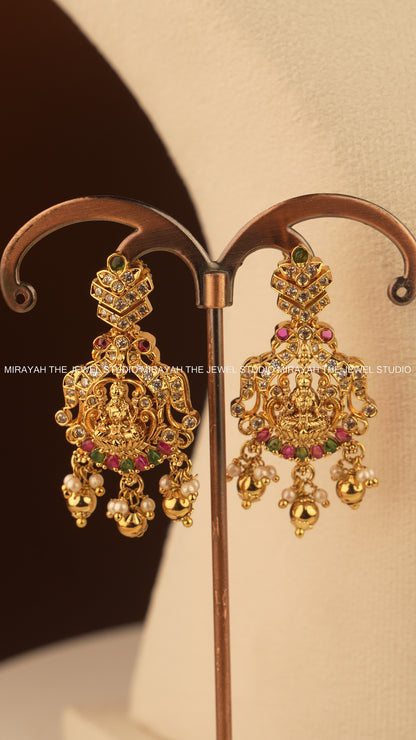 HIRANYA KAMALA AD NECKLACE