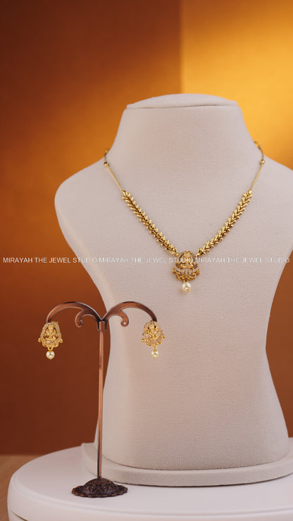 SWARNA MUKTIKA NECKLACE